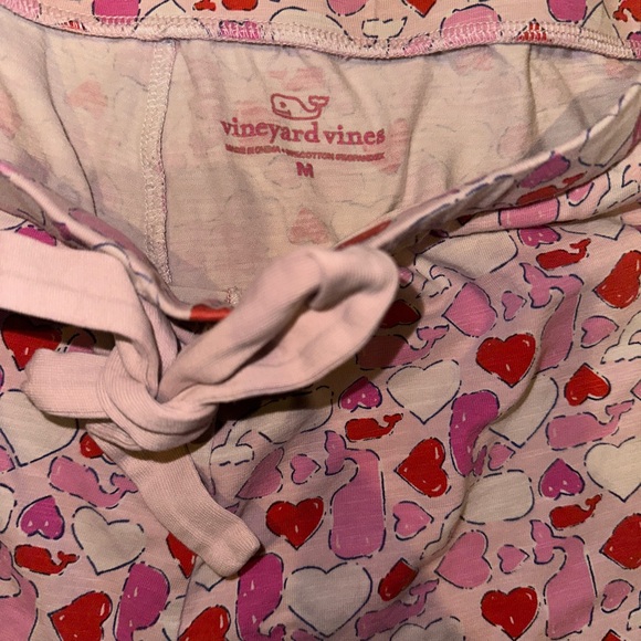 Vineyard Vines Intimates & Sleepwear | Vineyard Vines Cupid Whale Shorts |Size:M - Picture 6 of 10